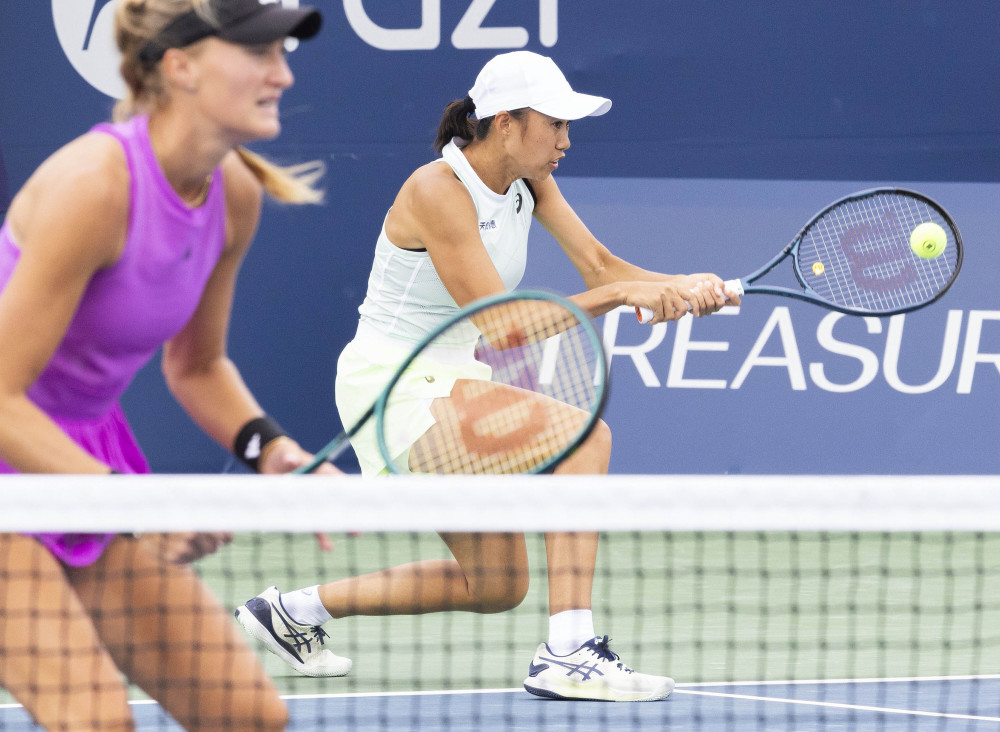 尽管挑战依 尽管挑战依