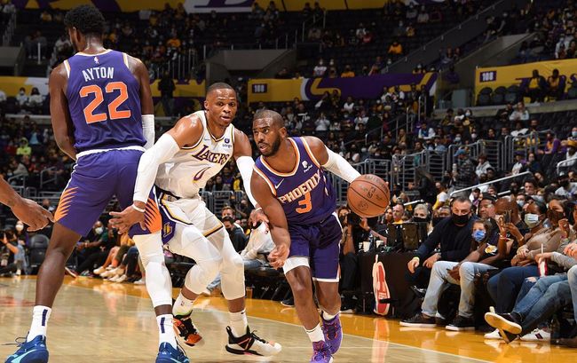 手的底角拉 手的底角拉