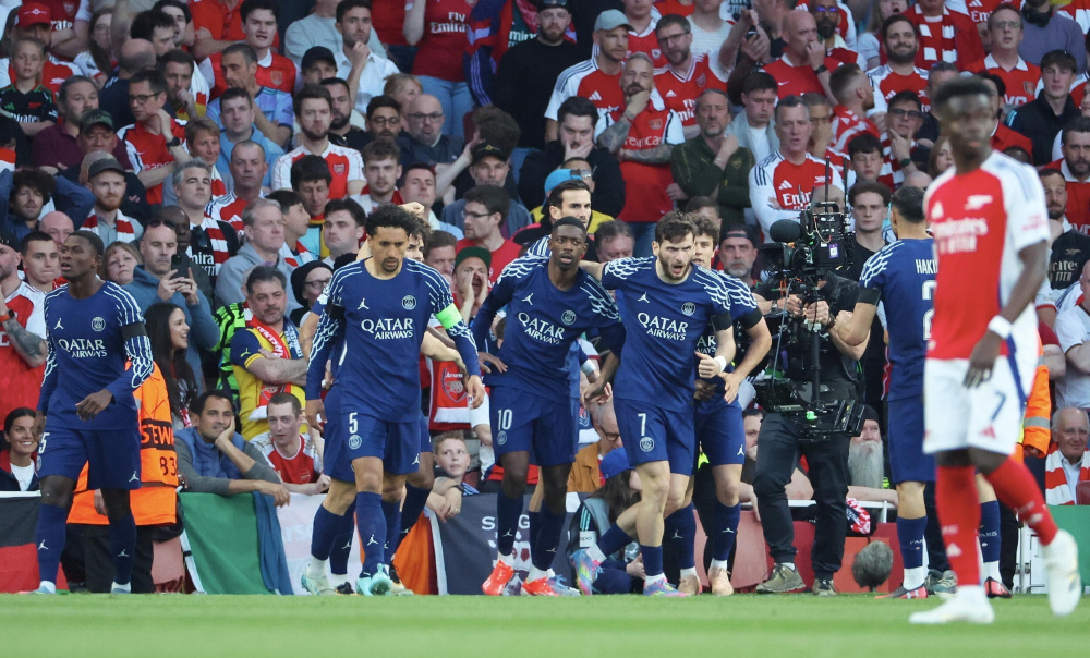 与欧式联赛 与欧式联赛